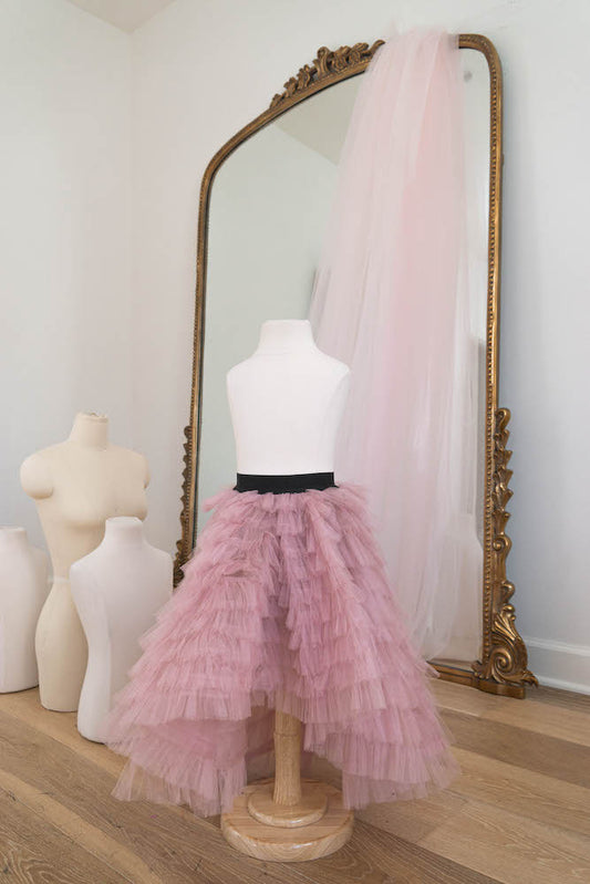 pink skirt