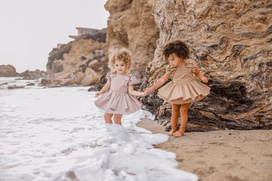 Fall Family Photo Outfit Ideas: Timeless Style